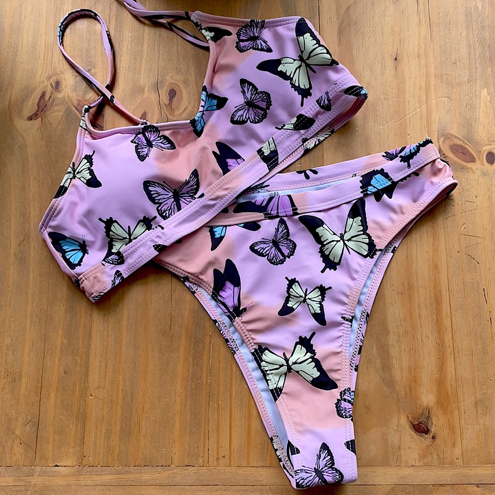 SHEIN butterfly swimsuit NWOT